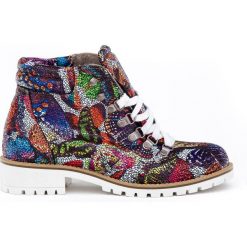 Botki - skóra naturalna - model 476 - kolor motyl. Szare botki damskie Zapato, na zimę, z jeansu, eleganckie, za kostkę, bez obcasa, na obcasie, na sznurówki. W wyprzedaży za 299,25 zł.