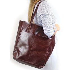 Skórzana torebka damska DAN-A T376 koniakowa - koniak. Torebki klasyczne damskie DAN-A, bez wzorów, ze skóry, bez dodatków. Za 229,99 zł.