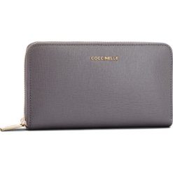 Duży Portfel Damski COCCINELLE - CW1 Metallic Saffiano E2 CW1 11 32 01 Fume Y28. Szare portfele damskie marki Coccinelle, ze skóry. Za 599,90 zł.