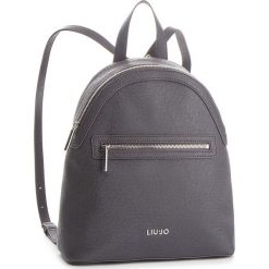 Plecak LIU JO - M Backpack Manhatta N68067 E0087 Grape Juice Met 04203. Szare bez kategorii marki Liu Jo, ze skóry ekologicznej, klasyczne. Za 599,00 zł.