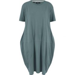 Sukienka oversize, rękawy 1/2 bonprix zielony eukaliptusowy. Zielone sukienki damskie bonprix, bez wzorów, bez kołnierzyka, bez rękawów, oversize. Za 89,99 zł.