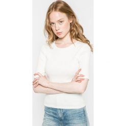 Topy damskie: Calvin Klein Jeans – Top