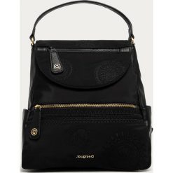 Desigual - Plecak. Czerwone plecaki damskie Desigual, z aplikacjami, z poliesteru, eleganckie. Za 359,90 zł.