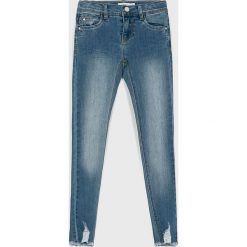 Name it - Jeansy dziecięce Polly 128-164 cm. Niebieskie jeansy dziewczęce Name it, z haftami, z elastanu. W wyprzedaży za 79,90 zł.