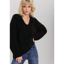 Czarny Sweter Greenwich. Czarne swetry damskie Renee, uniwersalny, casualowe. Za 159,99 zł.