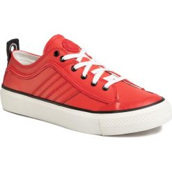 Sneakersy DIESEL - S-Astico Low Lace Y01873 PR013 T4032 Fiery Red. Czerwone sneakersy męskie Diesel, bez zapięcia. Za 339,00 zł.