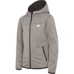 Softshell dla dużych dzieci (chłopców) JSFM401 - ciemny szary melanż. Szare kurtki chłopięce 4F JUNIOR, bez wzorów, z softshellu, sportowe, z kapturem. W wyprzedaży za 99,99 zł.