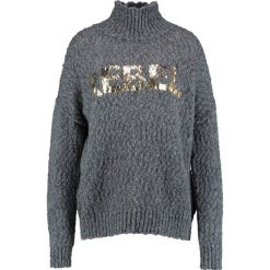 Swetry klasyczne damskie: SET Sweter grey