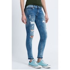 Hilfiger Denim - Jeansy. Niebieskie jeansy damskie Hilfiger Denim, z elastanu, z obniżonym stanem. W wyprzedaży za 259,90 zł.