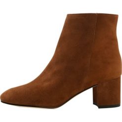 Botki damskie lity: J.CREW MAXWELL Botki pony brown