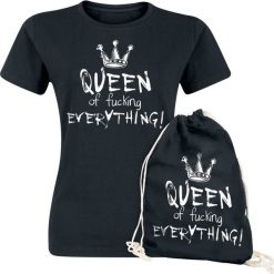 Queen Of Fucking Everything Koszulka damska + Torba treningowa czarny. Czarne bluzki na imprezę Queen Of Fucking Everything, xl, z nadrukiem, z bawełny, z okrągłym kołnierzem. Za 74,90 zł.