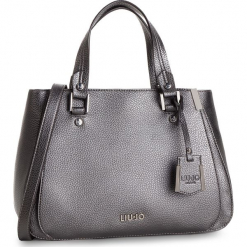 Torebka LIU JO - M Satchel Isola N68013 E0033 Grape Juice Met. 04203. Szare torebki klasyczne damskie Liu Jo, ze skóry ekologicznej. Za 599,00 zł.
