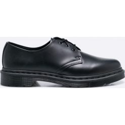 Dr Martens - Półbuty Mono. Czarne mokasyny męskie Dr. Martens, ze skóry, casualowe, z okrągłym noskiem. Za 629,90 zł.