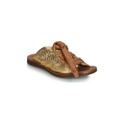 Klapki Airstep / A.S.98 RAMOS. Żółte klapki damskie marki Airstep / A.S.98, bez wzorów, bez obcasa. Za 729,00 zł.