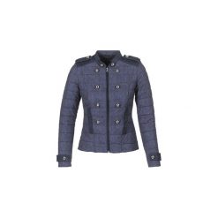 Żakiety / Blezery Guess ERNESTA. Niebieskie żakiety damskie marki Guess, xs, z aplikacjami. Za 599,20 zł.