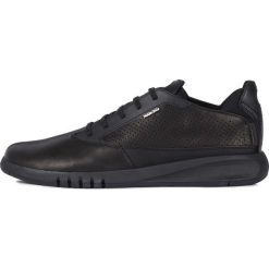 Geox tenisówki męskie Aerantis U927FA 00043 45 czarny. Czarne buty wizytowe męskie Geox, bez wzorów, ze skóry, eleganckie, na sznurówki. Za 599,00 zł.