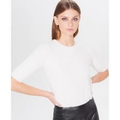 Puszysty sweter - Kremowy. Białe swetry damskie Mohito, xl, bez wzorów, bez rękawów, bez kaptura. W wyprzedaży za 59,99 zł.