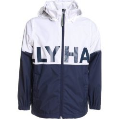 Helly Hansen BLOCK IT JACKET Kurtka przeciwdeszczowa white. Białe kurtki sportowe męskie Helly Hansen, z poliesteru. Za 459,00 zł.
