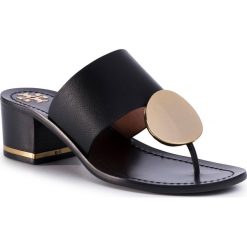 Japonki TORY BURCH - Patos Disk 45mm Sandal Calf Leather 63575 Perfect Black 006. Czarne klapki damskie Tory Burch, bez wzorów, ze skóry, bez obcasa. Za 1329,00 zł.