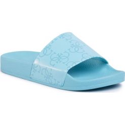 Klapki GUESS - E02Z10 BB00F G74R. Niebieskie klapki damskie Guess, z aplikacjami, ze skóry ekologicznej, bez obcasa. W wyprzedaży za 129,00 zł.