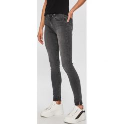 Tommy Hilfiger - Jeansy Como. Szare jeansy damskie TOMMY HILFIGER, bez wzorów, z elastanu. Za 549,90 zł.