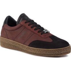 Sneakersy TOGOSHI - TG-12-03-000098 634. Pomarańczowe sneakersy męskie Togoshi, na co dzień, bez wzorów, ze skóry, eleganckie, bez zapięcia. W wyprzedaży za 299,00 zł.