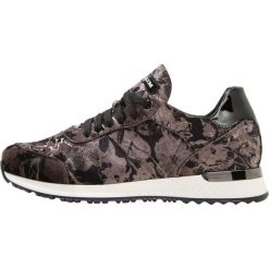 Noclaim GLORY 106 Sneakersy niskie cleo cipria. Szare sneakersy damskie Noclaim, bez wzorów, ze skóry, bez zapięcia. Za 719,00 zł.