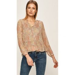 Pepe Jeans - Bluzka Theresa. Bluzki damskie Pepe Jeans, s, bez wzorów, z poliesteru, bez kołnierzyka, z długim rękawem. W wyprzedaży za 239,90 zł.