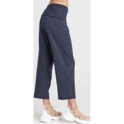 SPODNIE SCILLI Max Mara Leisure. Niebieskie spodnie damskie Max Mara Leisure, s, z aplikacjami, z elastanu, z podwyższonym stanem. Za 314,30 zł.