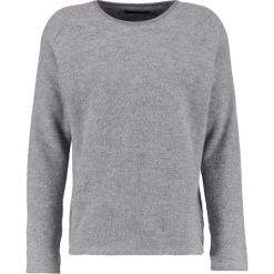 Swetry klasyczne męskie: Suit IMANUEL Sweter medium grey melange