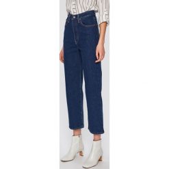 Levi's - Jeansy. Niebieskie jeansy damskie Levi's®, s, z podwyższonym stanem. W wyprzedaży za 199,90 zł.