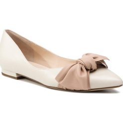 Baleriny HÖGL - 7-100040 Ivory/Nude 1418. Brązowe baleriny damskie HÖGL, bez wzorów, ze skóry, klasyczne, bez obcasa, na płaskiej podeszwie. Za 659,00 zł.