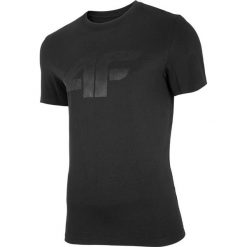 4F Men's T-shirt NOSH4-TSM004-20S t-shirt męskie czarne L. Czarne t-shirty męskie 4f, s, z aplikacjami, z bawełny, sportowe, bez kołnierzyka, krótkie. W wyprzedaży za 39,99 zł.