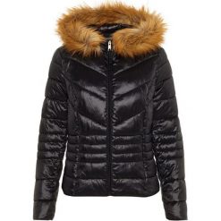 Vero Moda Damska kurtka VMSORAYA SIV AW19HOOD FF SHORTJACKETBOOS Black (Rozmiar L). Czarne kurtki damskie Vero Moda, l, bez wzorów. W wyprzedaży za 172,00 zł.