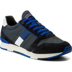 Sneakersy TOMMY HILFIGER - Leeds 2C2 FM0FM01220 Midnight 403. Niebieskie sneakersy męskie TOMMY HILFIGER, bez zapięcia. W wyprzedaży za 259,00 zł.