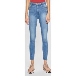 Tally Weijl - Jeansy. Niebieskie jeansy damskie TALLY WEIJL, s, bez wzorów, z elastanu, z podwyższonym stanem. W wyprzedaży za 79,90 zł.