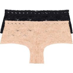 Figi hipster (2 pary) bonprix czarny + perłowy beżowy. Czarne majtki damskie bonprix, w koronkowe wzory, z koronki. Za 35,98 zł.