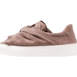 Creepersy damskie: Bronx Półbuty wsuwane winter pink
