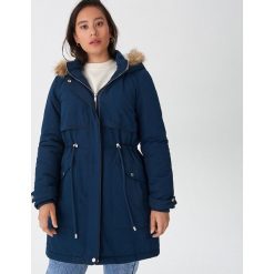 Parka z futrzanym kapturem - Granatowy. Niebieskie parki damskie House, s, bez wzorów, z futra. Za 229,99 zł.