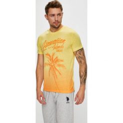 U.S. Polo - T-shirt. Brązowe koszulki polo męskie marki U.S. Polo, l, z nadrukiem, z bawełny. W wyprzedaży za 159,90 zł.