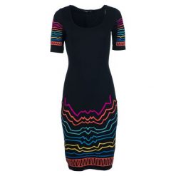 Desigual Sukienka Damska Gratia Xxl Czarny. Czarne sukienki Desigual, xxl, w kolorowe wzory, oversize. Za 449,00 zł.