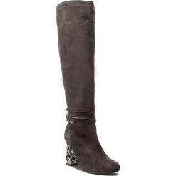 Muszkieterki SOLO FEMME - 48003-01-F54/000-01-00 Szary. Szare kozaki damskie Solo Femme, ze skóry, bez obcasa, na obcasie, bez zapięcia. W wyprzedaży za 349,00 zł.