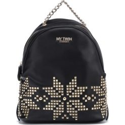 TWINSET Plecak Czarny. Czarne plecaki damskie Twinset, w paski, z materiału. Za 855,95 zł.