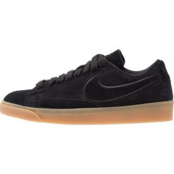 Tenisówki damskie: Nike Sportswear BLAZER LOW SD Tenisówki i Trampki black/light brown
