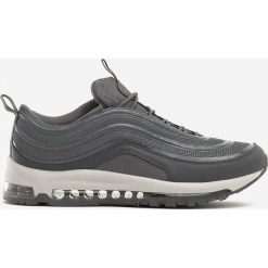 Szare Buty Sportowe Good Enough. Szare buty sportowe męskie Born2be, bez zapięcia. Za 129,99 zł.