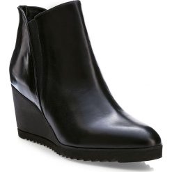 Buty damskie 83-D-101-1. Koturny damskie Wittchen. Za 499,90 zł.