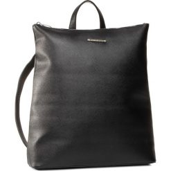 Plecak WITTCHEN - 90-4Y-700-1 Czarny. Czarne plecaki damskie Wittchen, bez wzorów, ze skóry ekologicznej, eleganckie, bez dodatków. Za 349,00 zł.