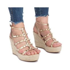 Żółte Szampańskie sandały na koturnie espadryle Mood. Żółte espadryle damskie ButyModne, w paski, bez obcasa, na koturnie. Za 75,19 zł.