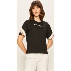 Champion - T-shirt. Białe bluzki damskie Champion, s, z nadrukiem, z bawełny, casualowe, z okrągłym kołnierzem. W wyprzedaży za 99,90 zł.