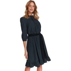 Sukienka fit and flare w drobny kwiatowy nadruk. Czarne sukienki damskie Top Secret, na wiosnę, z nadrukiem, z tkaniny, z falbankami, bez rękawów. Za 129,99 zł.